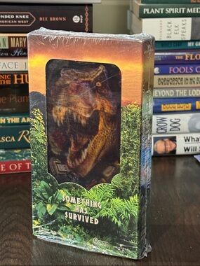 Vintage 1997 The Lost World Jurassic Park Hologram Cover Art VHS Tape